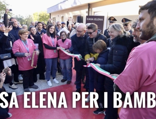 VERONA. [VIDEO] ABEO INAUGURA “CASA ELENA”, QUATTRO NUOVI ALLOGGI PER I PICCOLI PAZIENTI ONCOLOGICI. AL TAGLIO DEL NASTRO: FONTANA, DE BERTI, TOMMASI E AMATO.